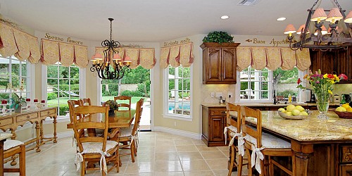 29305 Laro Drive, Agoura Hills, CA 91301