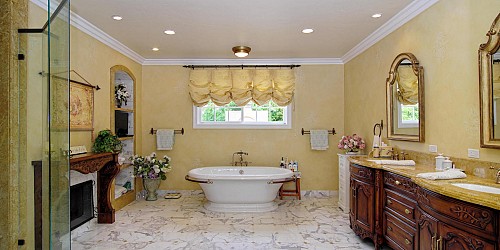 29305 Laro Drive, Agoura Hills, CA 91301