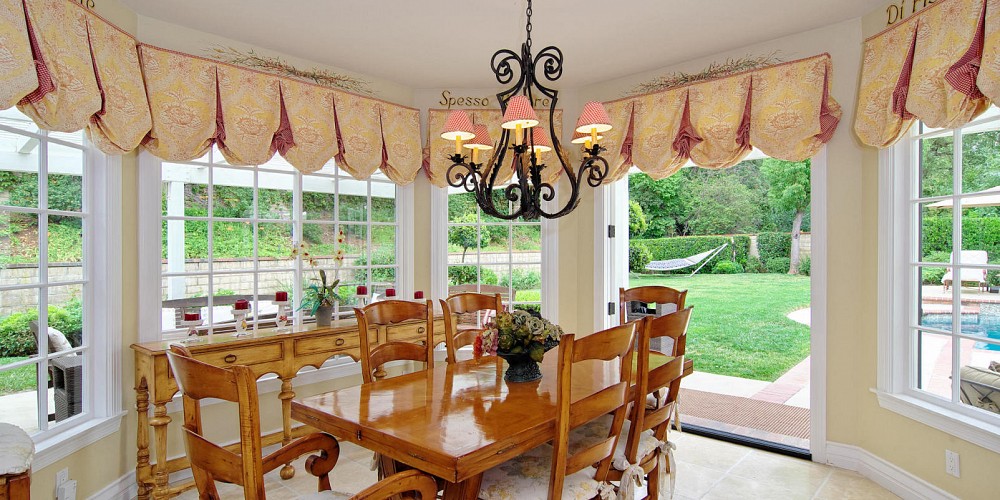 29305 Laro Drive, Agoura Hills, CA 91301