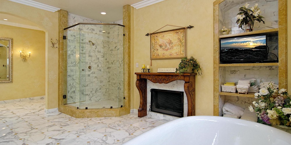 29305 Laro Drive, Agoura Hills, CA 91301