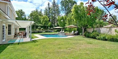 29305 Laro Drive, Agoura Hills, CA 91301