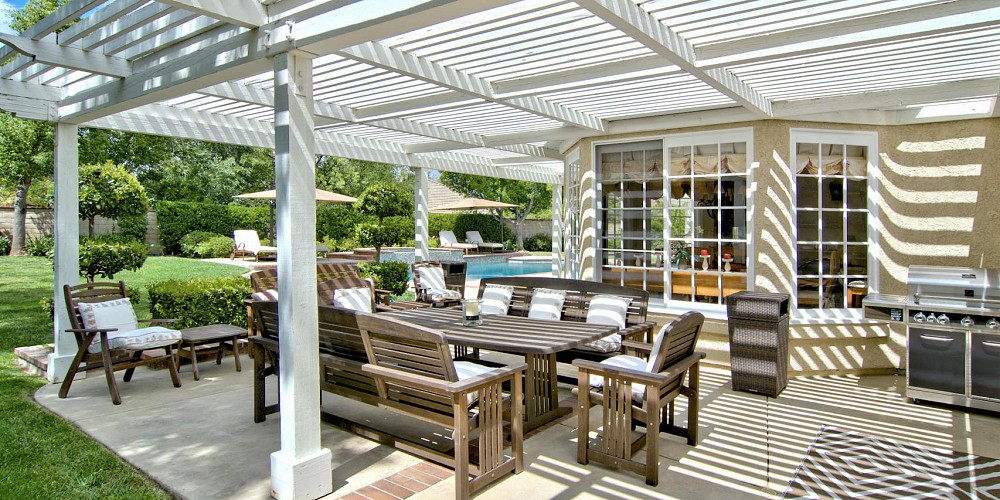 29305 Laro Drive, Agoura Hills, CA 91301