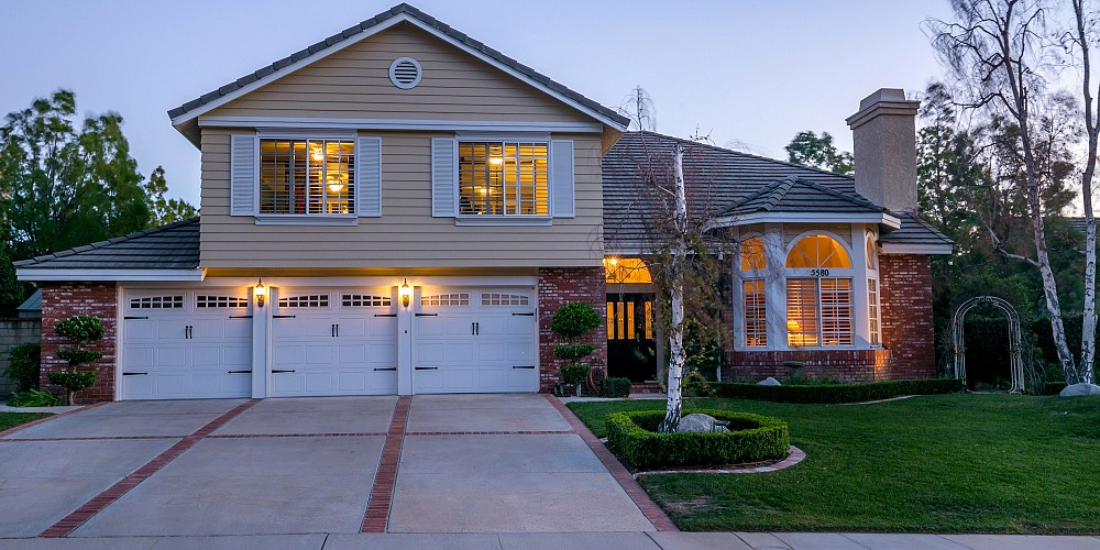 5580 Wembly Ave, Oak Park, CA 91377