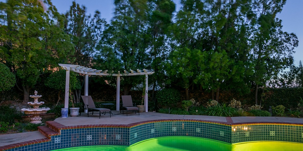 5580 Wembly Ave, Oak Park, CA 91377