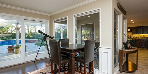 5580 Wembly Ave, Oak Park, CA 91377