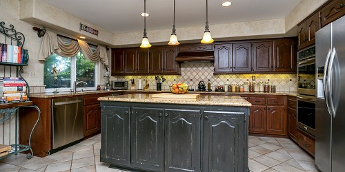 5580 Wembly Ave, Oak Park, CA 91377