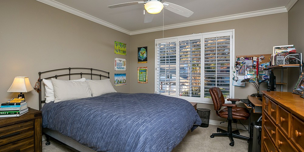 5580 Wembly Ave, Oak Park, CA 91377