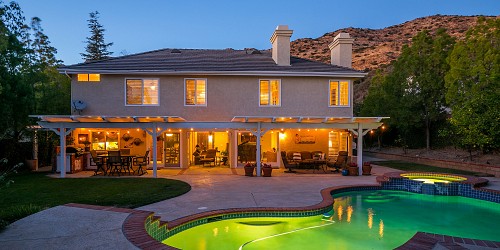 5580 Wembly Ave, Oak Park, CA 91377