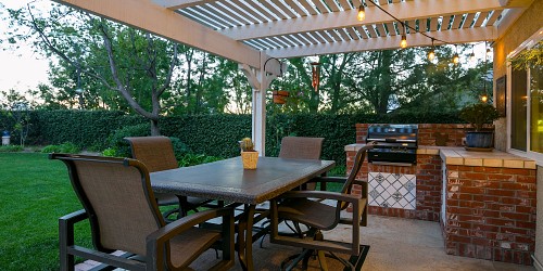 5580 Wembly Ave, Oak Park, CA 91377