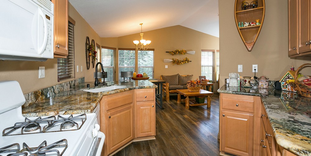 1667 Las Virgenes Canyon Rd #12, Calabasas, CA 91302