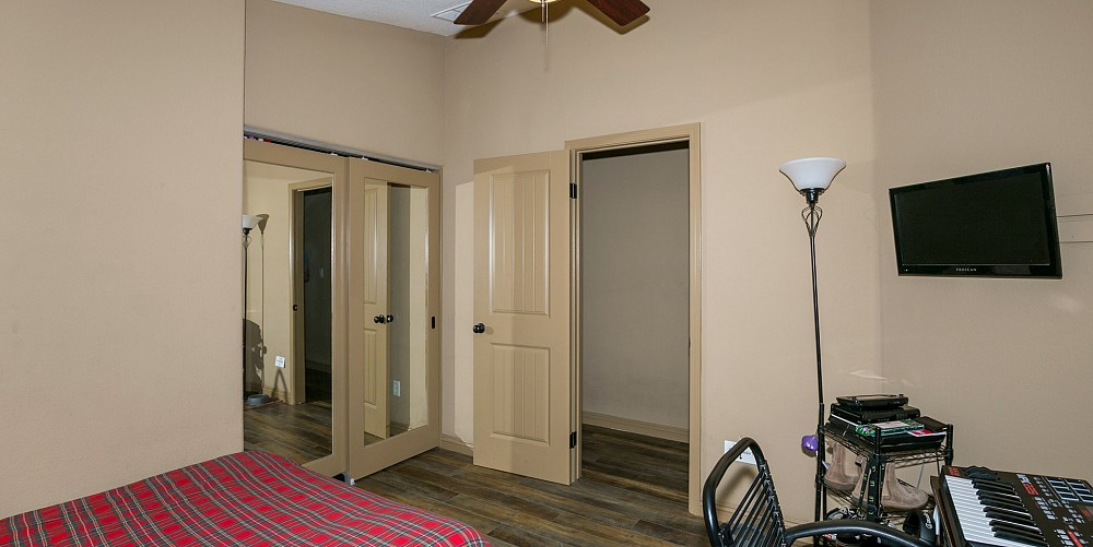 1667 Las Virgenes Canyon Rd #12, Calabasas, CA 91302