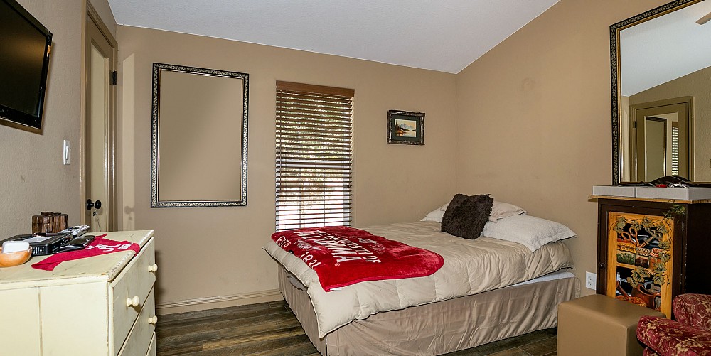 1667 Las Virgenes Canyon Rd #12, Calabasas, CA 91302