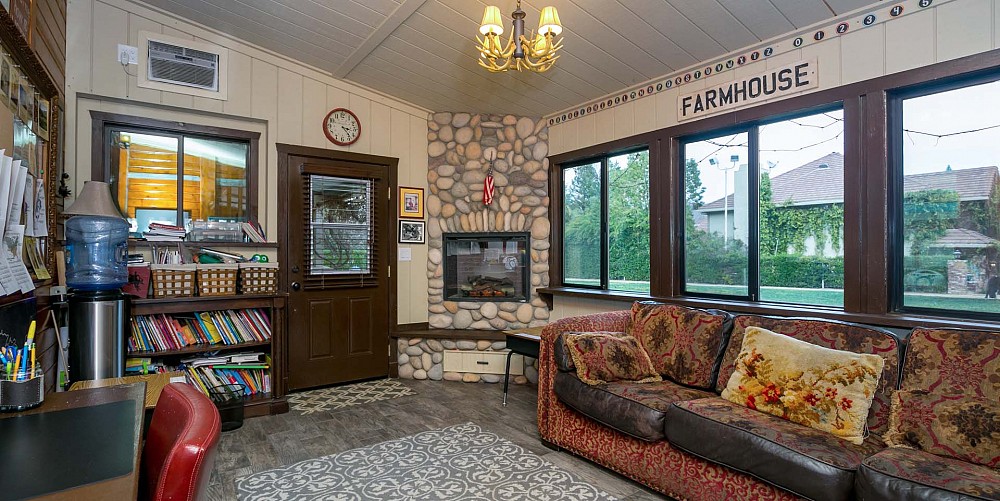 3737 Medea Creek, Agoura, CA 91301