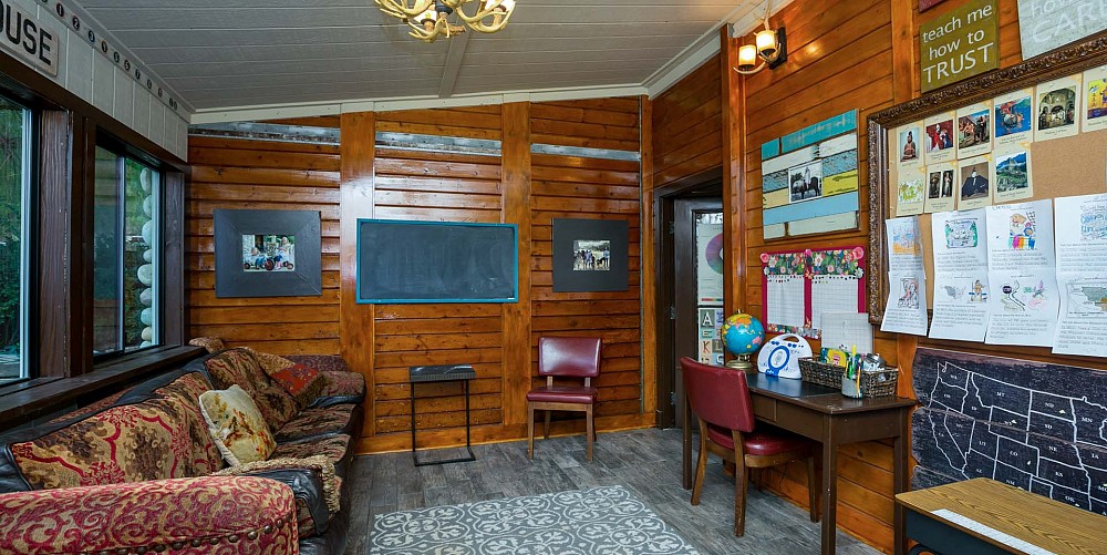 3737 Medea Creek, Agoura, CA 91301