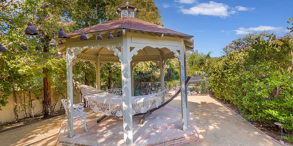 3737 Medea Creek, Agoura, CA 91301