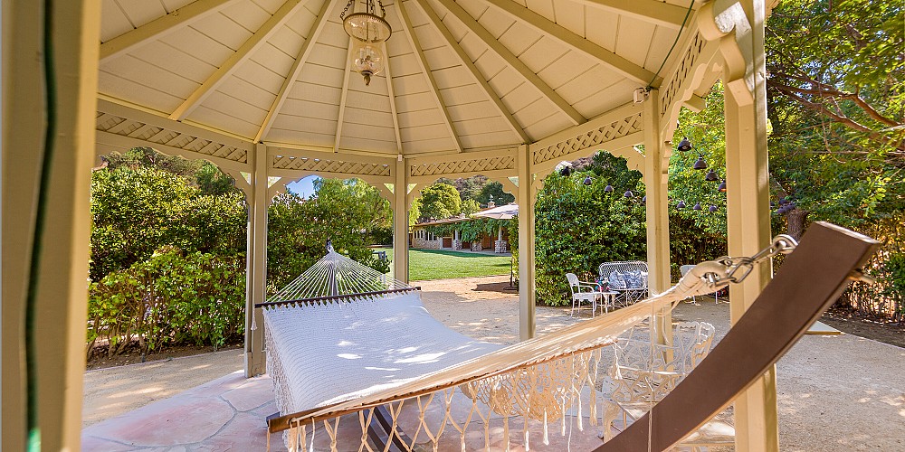 3737 Medea Creek, Agoura, CA 91301