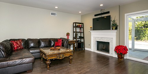 29105 Laro Dr., Agoura Hills, CA 91301