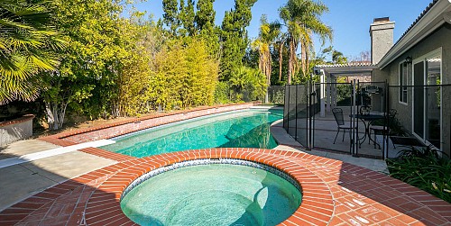 29105 Laro Dr., Agoura Hills, CA 91301