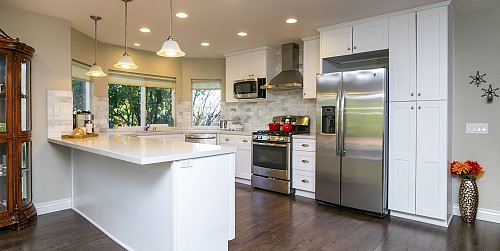 29105 Laro Dr., Agoura Hills, CA 91301