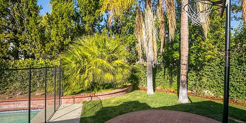 29105 Laro Dr., Agoura Hills, CA 91301