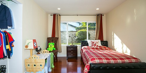 29105 Laro Dr., Agoura Hills, CA 91301