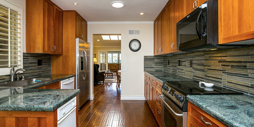 16309 Village 16, Camarillo, CA 93012