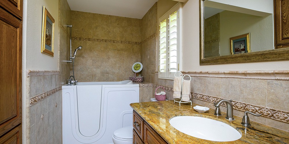 16309 Village 16, Camarillo, CA 93012