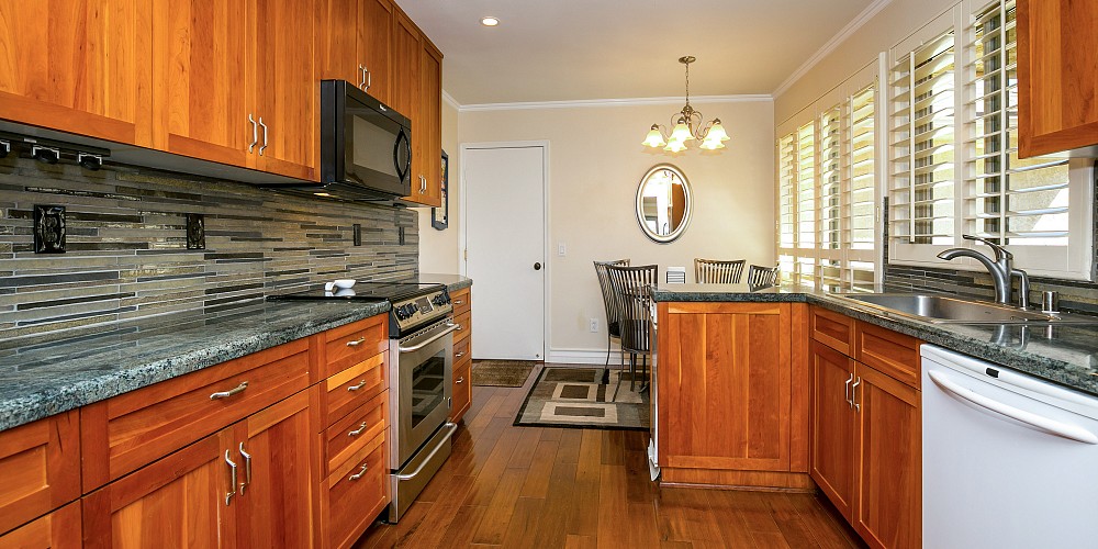 16309 Village 16, Camarillo, CA 93012