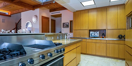 1857 Lookout Drive, Agoura, CA 91301