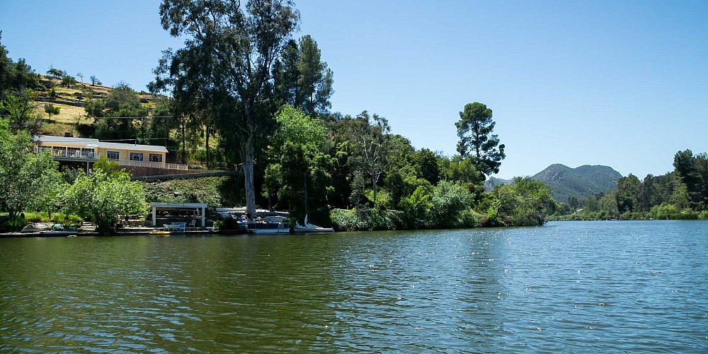 28976 South Lakeshore Dr., Agoura Hills, CA 91301