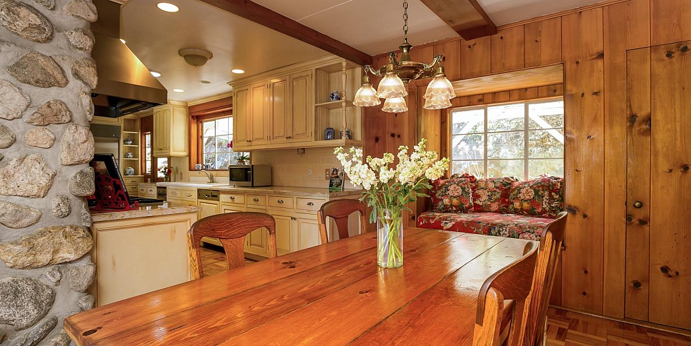 28976 South Lakeshore Dr., Agoura Hills, CA 91301