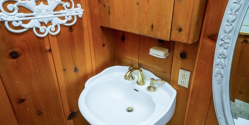 28976 South Lakeshore Dr., Agoura Hills, CA 91301