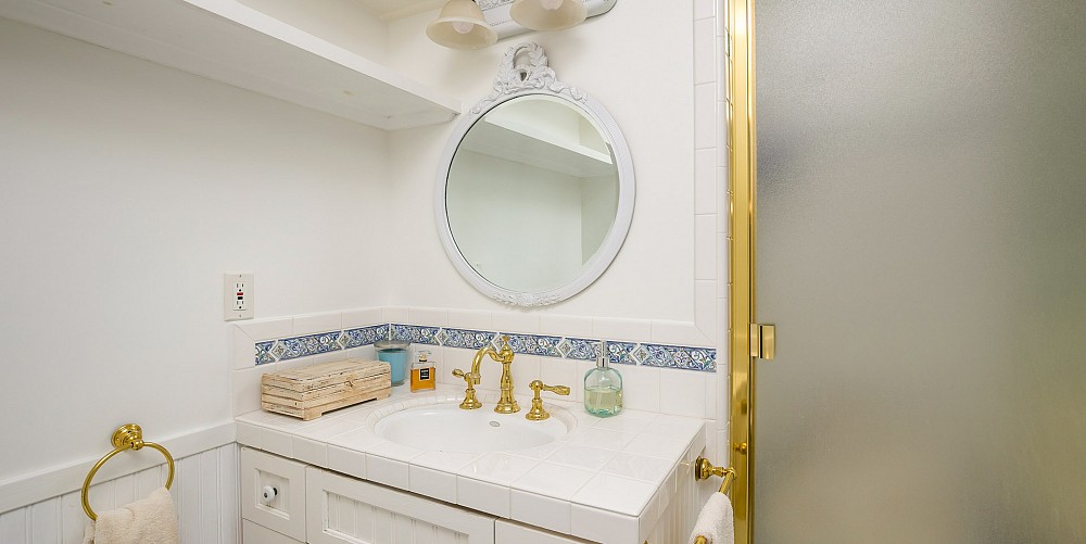 28976 South Lakeshore Dr., Agoura Hills, CA 91301