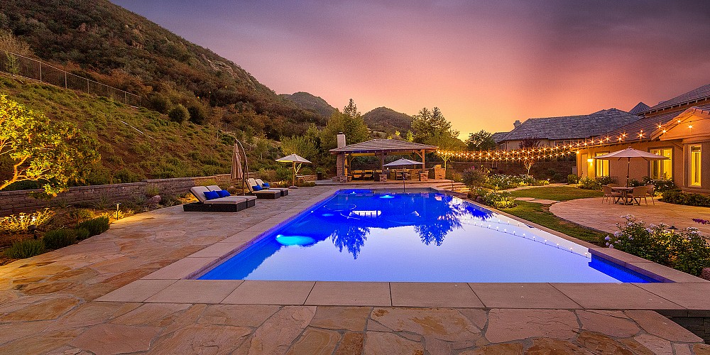 2052 Shadow Creek Drive, Agoura, CA 91301