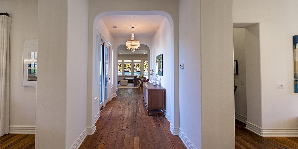 2052 Shadow Creek Drive, Agoura, CA 91301