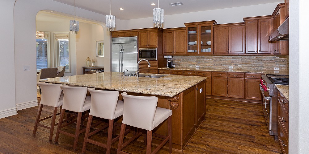 2052 Shadow Creek Drive, Agoura, CA 91301