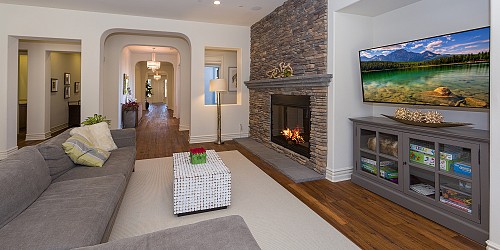 2052 Shadow Creek Drive, Agoura, CA 91301