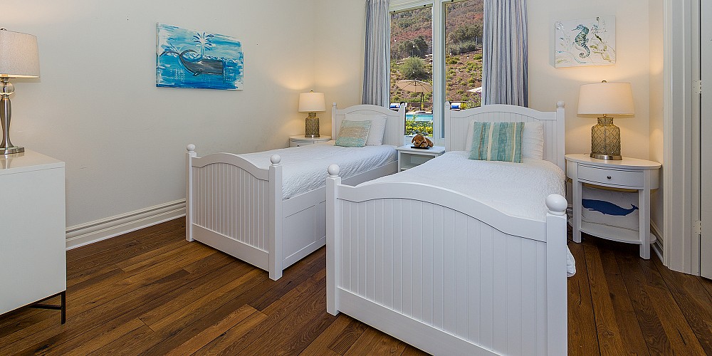 2052 Shadow Creek Drive, Agoura, CA 91301