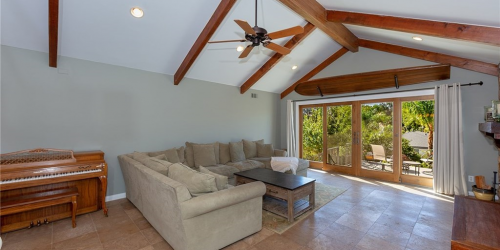 5551 Rainbow Crest Dr., Agoura Hills, CA 91301