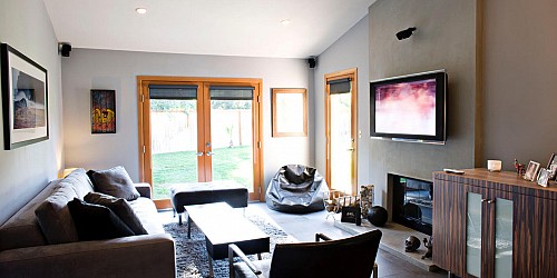 4357 Willow Glen St, Calabasas, AR 91302