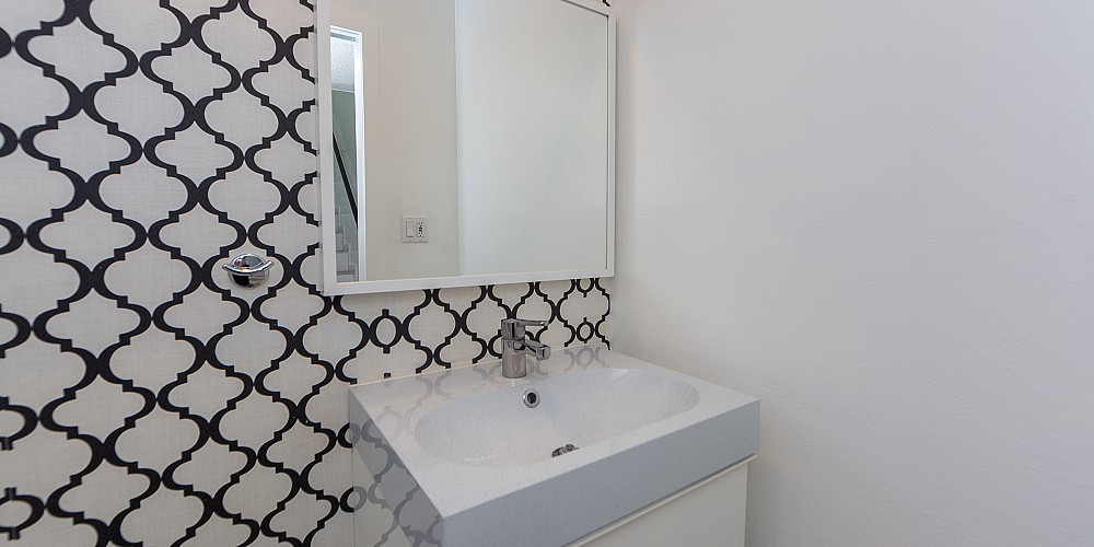 28142 Driver Ave Unit 1, Agoura Hills, CA 91301