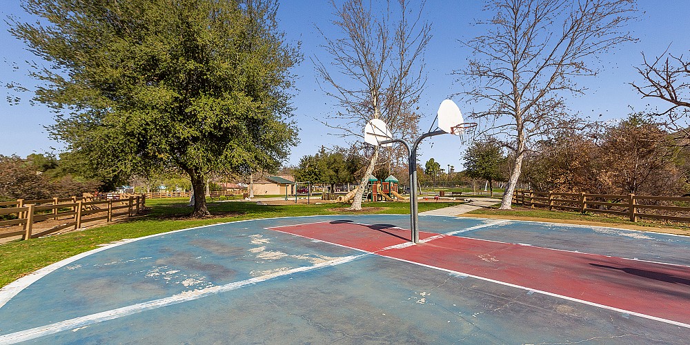 28142 Driver Ave Unit 1, Agoura Hills, CA 91301