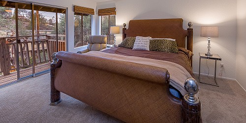 29043 Lake Dr, Agoura Hills, CA 91301