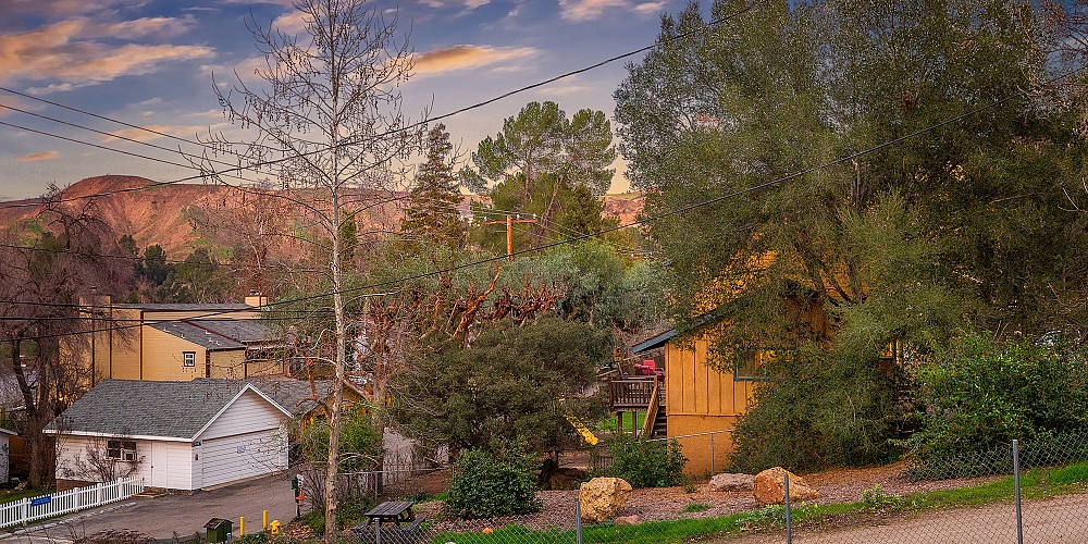 29043 Lake Dr, Agoura Hills, CA 91301