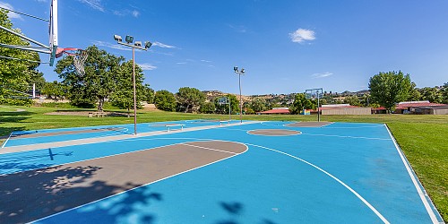 4412 Sevenoaks Ct., Westlake Village,  91361