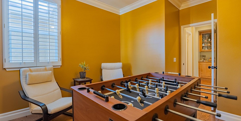 14481 Shawnee St, Moorpark, CA 93021