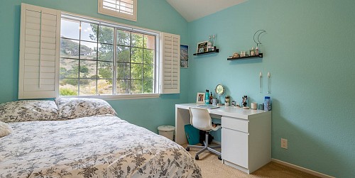 24512 Via Esquina, Calabasas, CA 91302