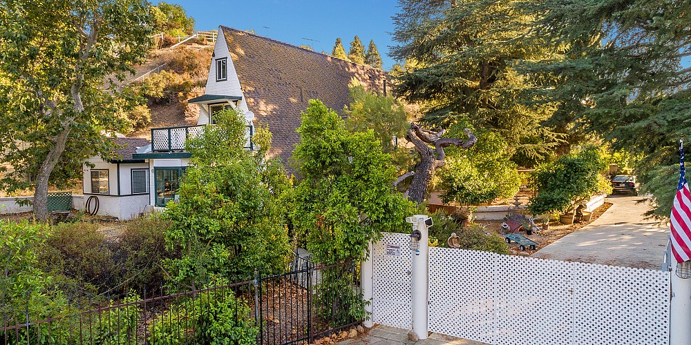 3009 Triunfo Canyon Rd, Agoura Hills, CA 91301