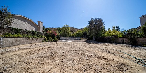 5540 Napoleon Ave, Oak Park, CA 91377