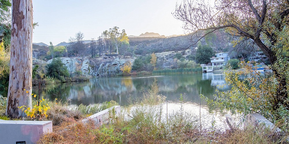 2026 East Lakeshore, , CA 91301